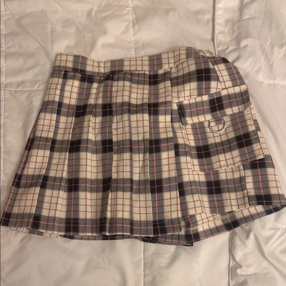Forever 21 Checkered Mini Skirt with Ring Detail